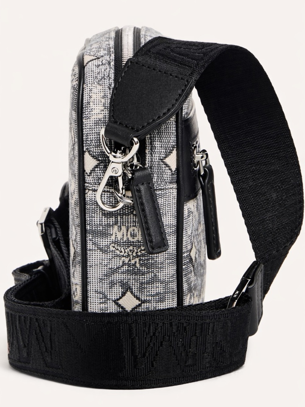 MCM Aren Lauretos Crossbody Messenger Bag NWT - Picture 4 of 6